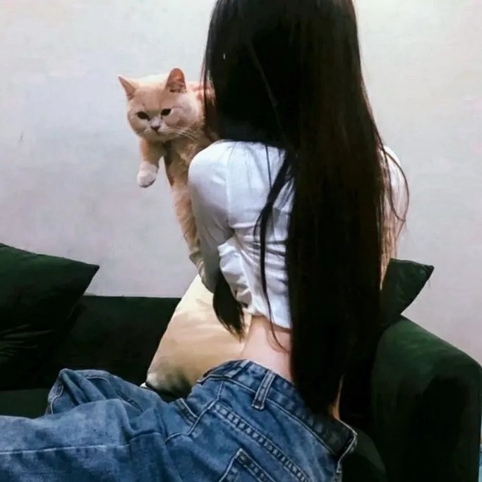 明天、我会成为谁的女友